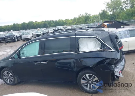 2015 Honda Odyssey Touring/Touring Elite z USA, uszkodzony, nr VIN 5FNRL5H96FB017443